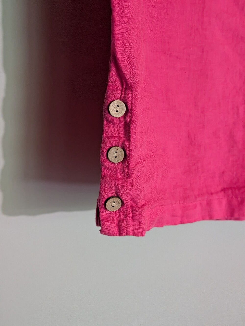 Cynthia Rowley 100% Linen Hot Pink Side-Button Top - Medium - Picture 4 of 5